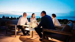 Bundeskanzler Friedrich Merz beim G7-Gipfeltreffen mit Keir Starmer, Premierminister von Großbritannien.