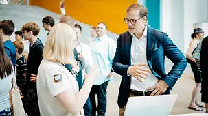 Jörg Semmler, Staatssekretär im Bundeskanzleramt, im Bundeskanzleramt beim Tag der offenen Tür.