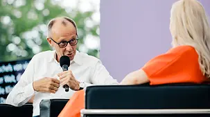 Bundeskanzler Friedrich Merz im Bundeskanzleramt beim Tag der offenen Tür.