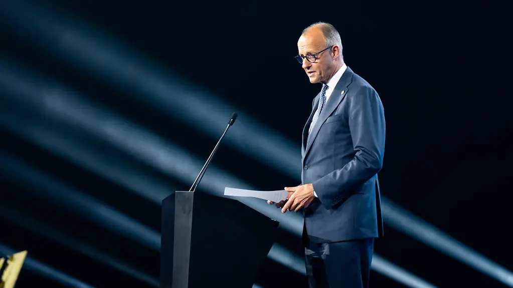 Federal Chancellor Friedrich Merz speaks at the Ukraine Recovery Conference.