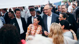 Bundeskanzler Friedrich Merz beim Besuch des Sommerfests des Parlamentskreises Mittelstand