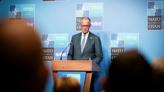 Bundeskanzler Friedrich Merz bei Pressekonferenz.