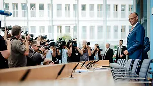 Bundeskanzler Friedrich Merz in der Bundespressekonferenz