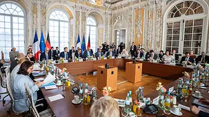 Séance plénière du Conseil des ministres franco-allemand au château d’Augustusburg