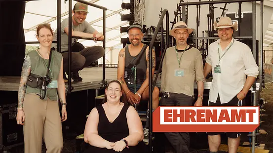 Gruppenbild im Backstage-Bereich