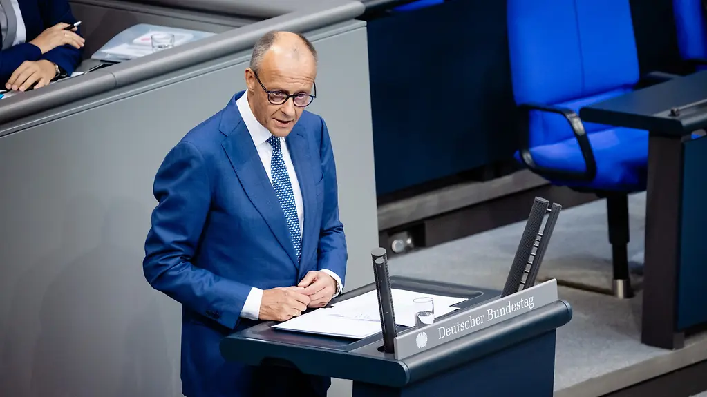 Bundeskanzler Merz während seiner Rede im Deutschen Bundestag.
