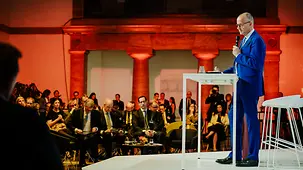 Bundeskanzler Friedrich Merz spricht beim Jahrestreffen der Initiative „Made for Germany“