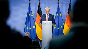 Bundeskanzler Friedrich Merz bei Pressekonferenz zum Europäischen Rat.