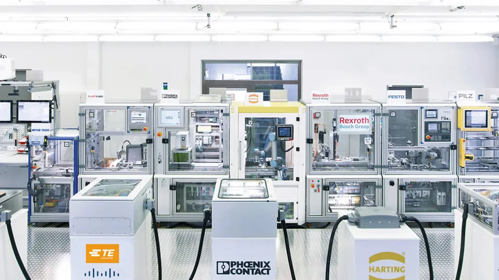 Verwendung nur für Hightechstrategie Dr. Schmidt SF_PS_Ind40Anlage_Front_01.jpg