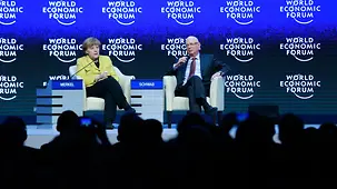 Bundeskanzlerin Angela Merkel auf der Bühne des Weltwirtschaftsforums.