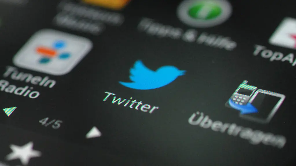 Twitter-Logo auf einem Smartphone