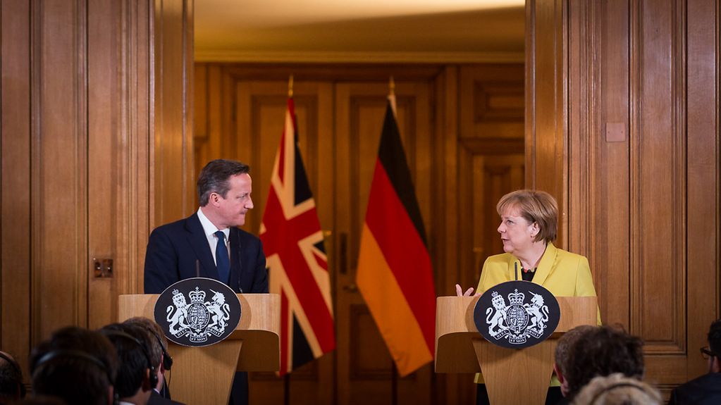 Bundeskanzlerin Angela Merkel und Großbritanniens Premierminister David Cameron beim gemeinsamen Statement.