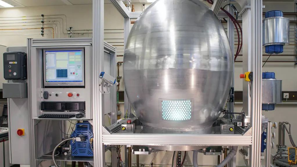 Reaktor für die Herstellung synthetischer Diamanten
