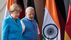 La chancelière fédérale Angela Merkel et le premier ministre indien Narendra Modi lors de la conférence de presse de clôture des consultations intergouvernementales