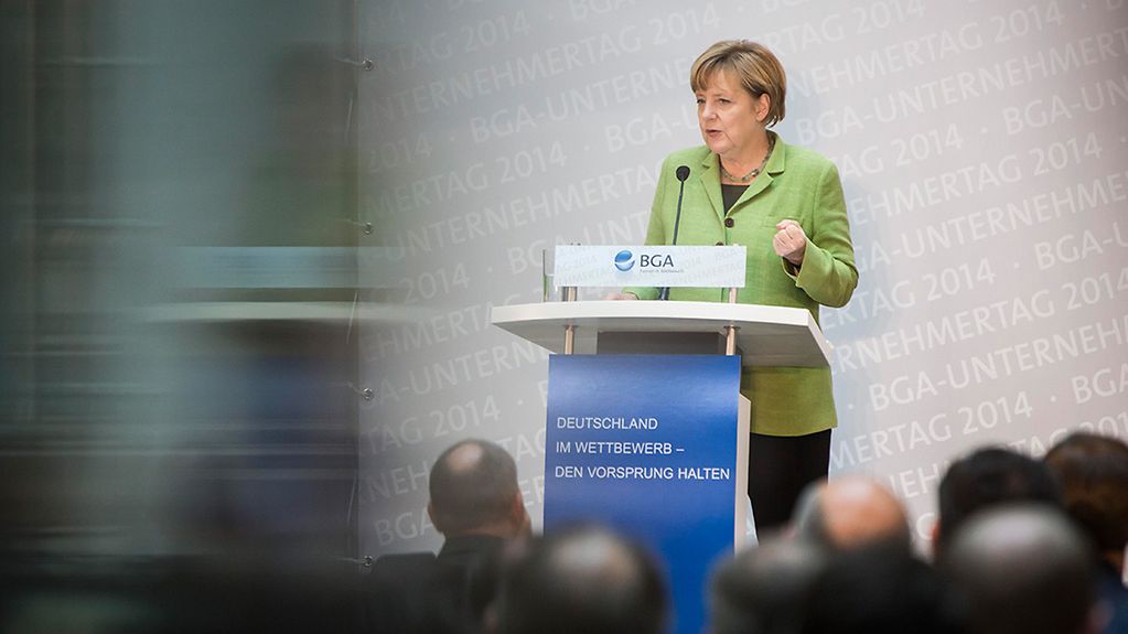Bundeskanzlerin Angela Merkel spricht auf dem Unternehmertag des Bundesverbands Großhandel, Außenhandel, Dienstleistungen e.V.