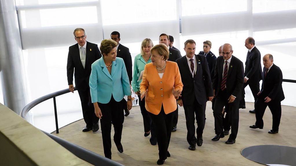 Bundeskanzlerin Angela Merkel und die brasilianische Präsidentin Dilma Rousseff.