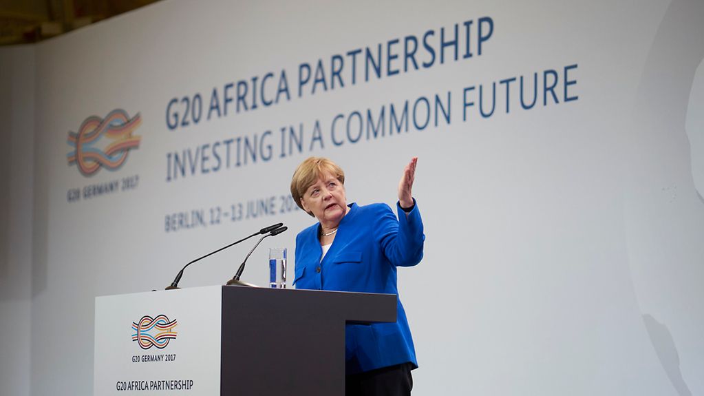 La chancelière fédérale Angela Merkel s'exprime lors de la conférence « G20 Africa Partnership - Investing in a Common Future »