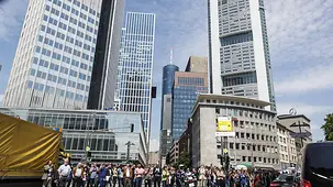 Crowds line the streets of Frankfurt.