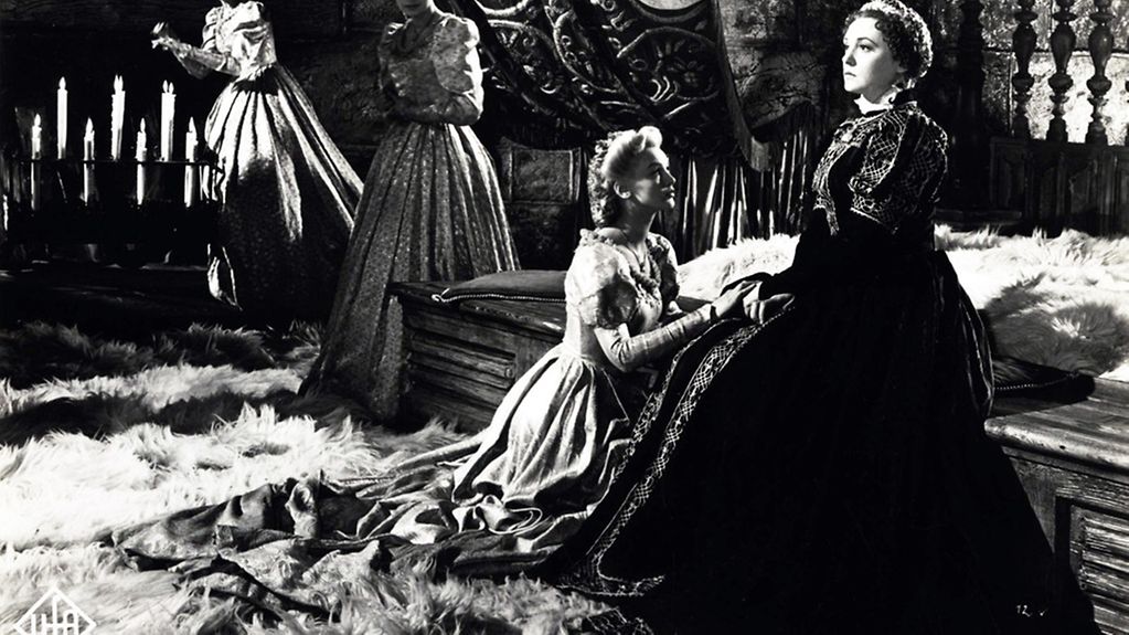 Zarah Leander (rechts) als Maria Stuart in "DAS HERZ DER KÖNIGIN" D 1940, Regie: Carl Froelich