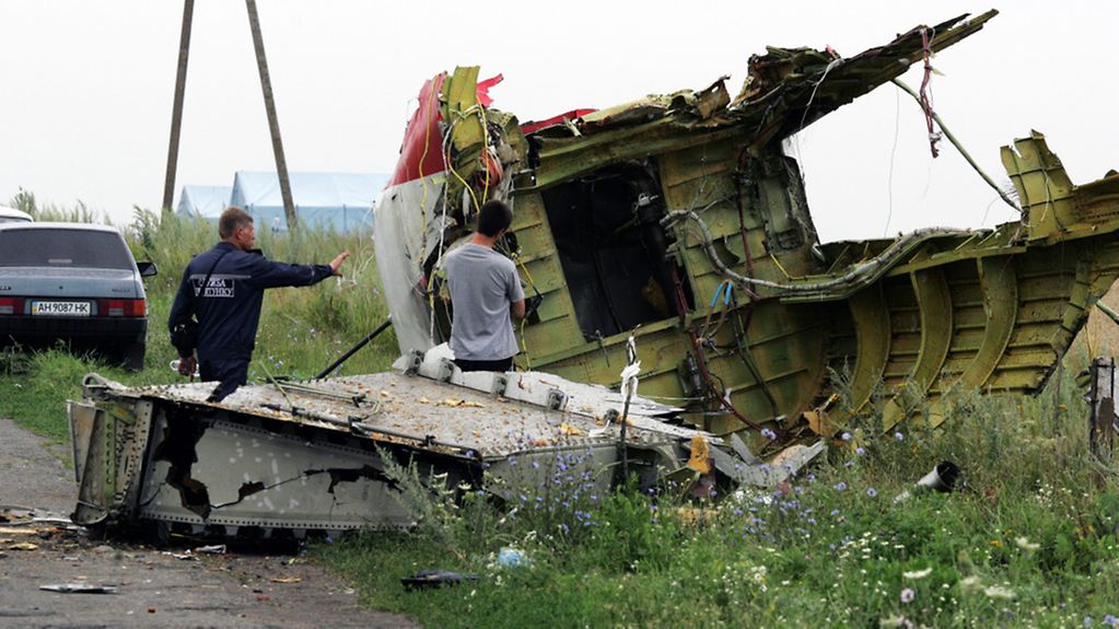 Wreckage of the crashed aircraft