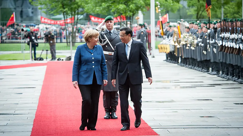 Bundeskanzlerin Angela Merkel und der chinesische Ministerpräsident Li Keqiang