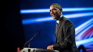 Le président américain Barack Obama prend la parole lors de l'inauguration de la Foire de Hanovre