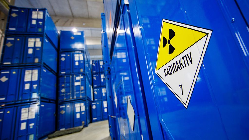 Container mit radioaktiven Abfällen im Zwischenlager Nord ( ZLN ) im mecklerburgischen Lubmin.
