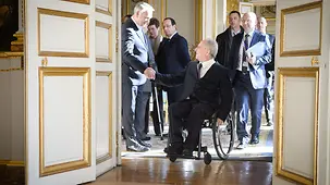 Wolfgang Schäuble, Bundesminister der Finanzen, wird begrüßt.