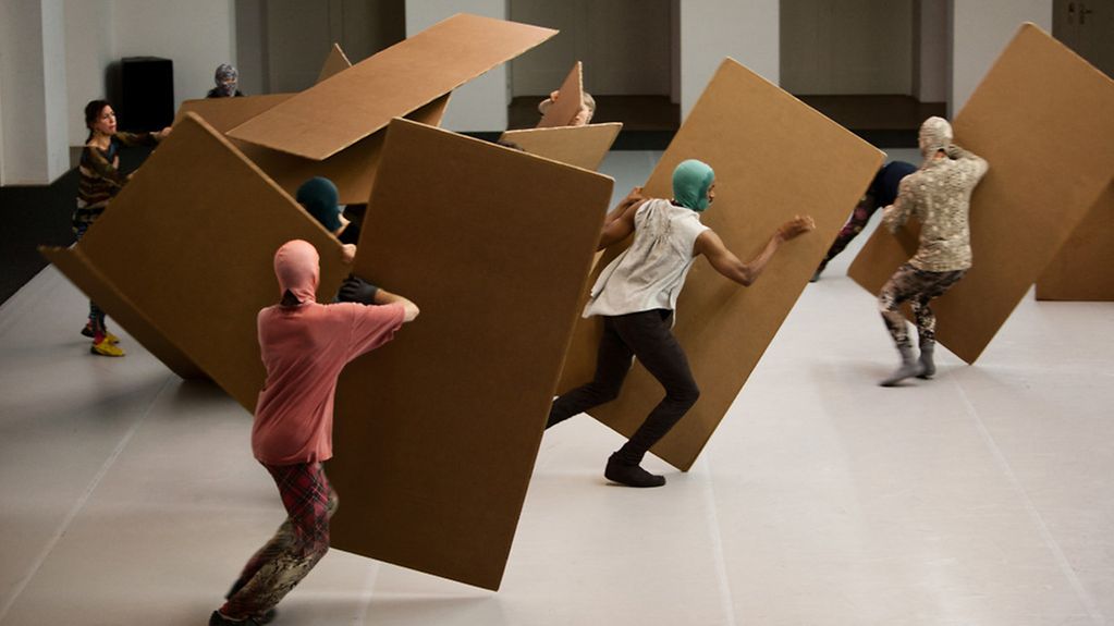 "Sider" choreografiert von William Forsythe bei der Tanzplattform Deutschland in Hamburg