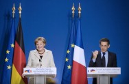 Bundeskanzlerin Angela Merkel und Nicolas Sarkozy, Präsident Frankreichs, während einer gemeinsamen Pressekonferenz zur Informellen Tagung des Europäischen Rates.