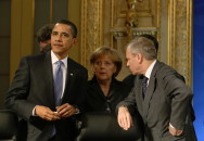 US President Barack Obama, Chancellor Angela Merkel and NATO Secretary General Jaap de Hoop Scheffer in conversation at the start of the working dinner for the heads of state and government